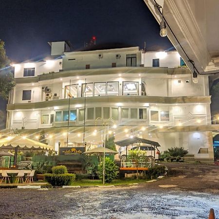 Urbanview By Millenium Hotel Pangkal Pinang Extérieur photo