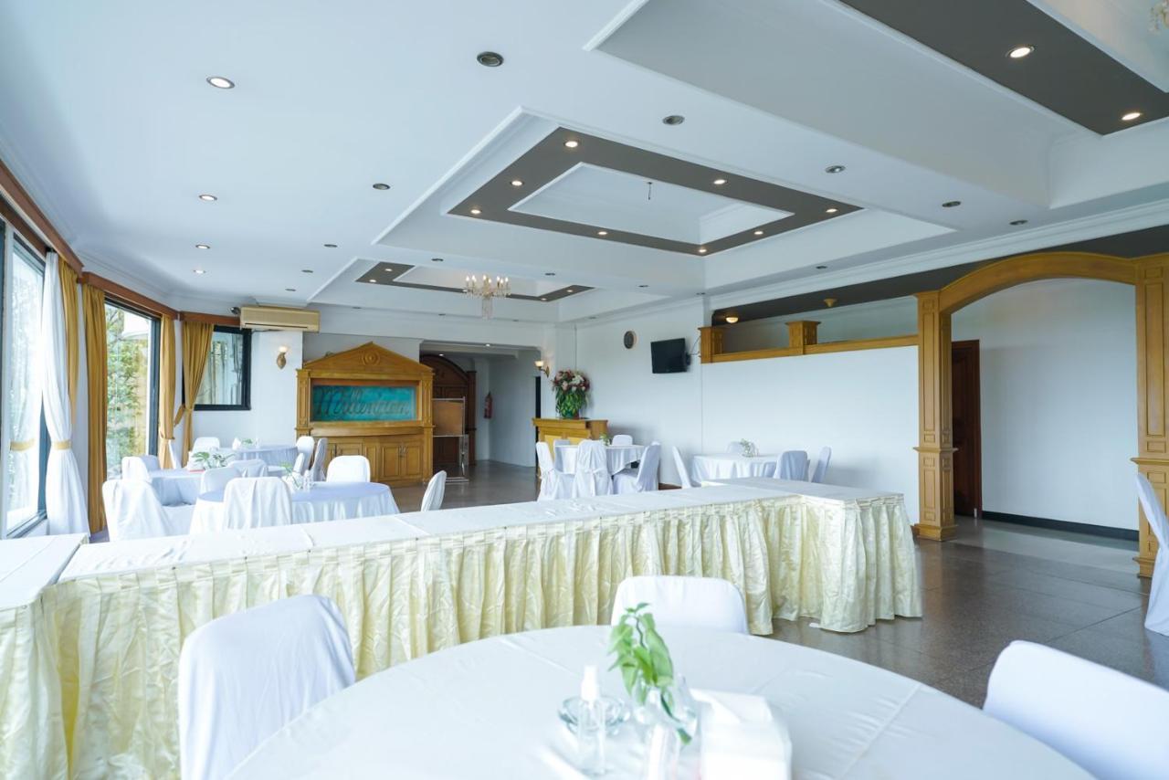 Urbanview By Millenium Hotel Pangkal Pinang Extérieur photo