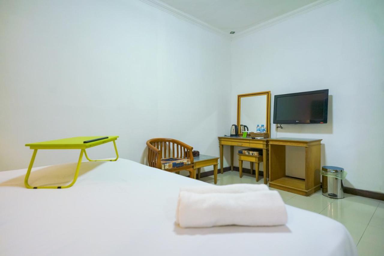 Urbanview By Millenium Hotel Pangkal Pinang Extérieur photo