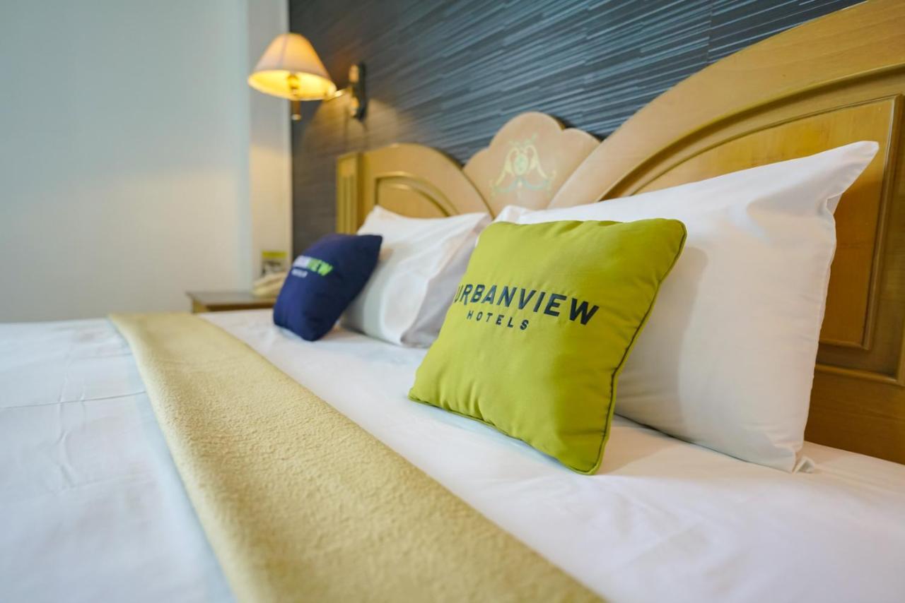 Urbanview By Millenium Hotel Pangkal Pinang Extérieur photo